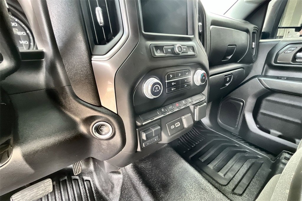 Used 2024 GMC Sierra 2500 Pro w/ Convenience Package image 19