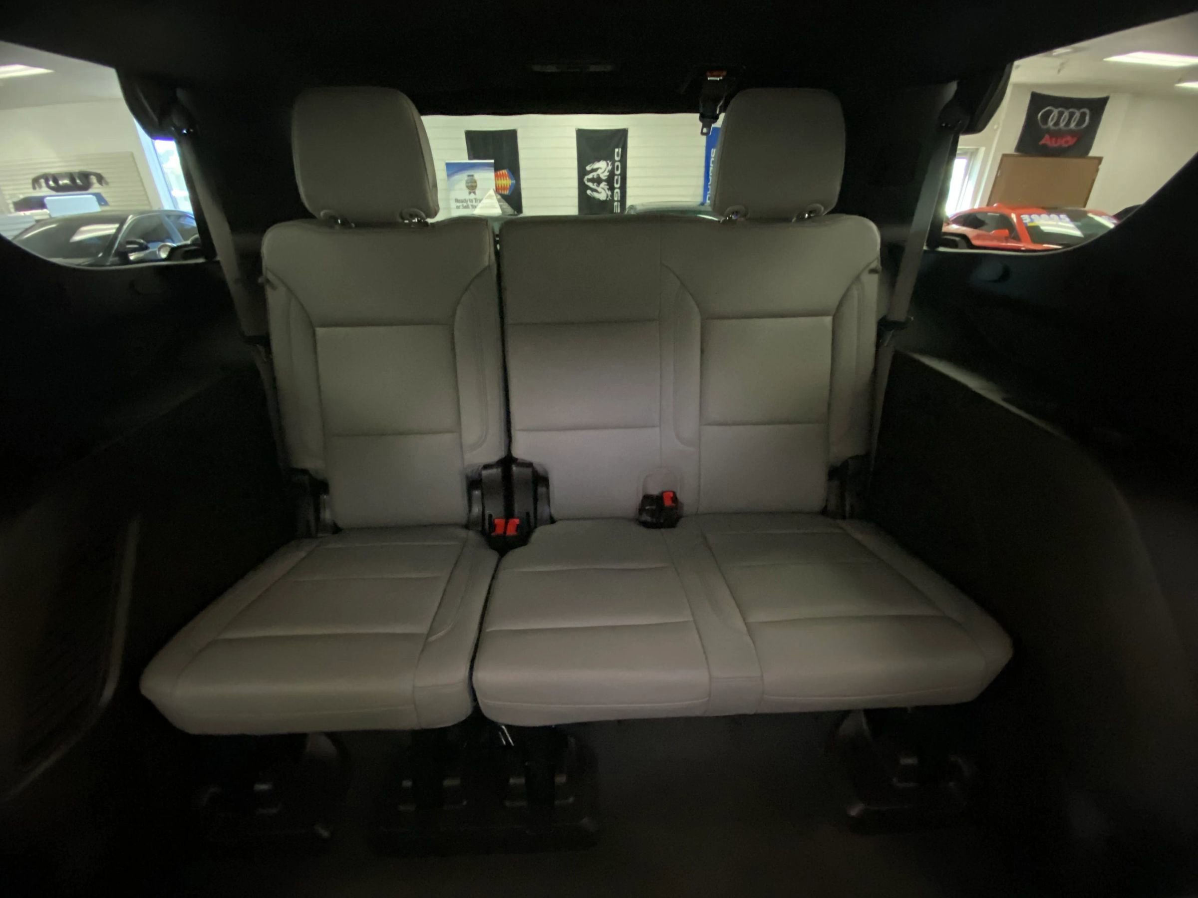 Used 2023 Chevrolet Tahoe LT w/ LT Signature Package image 14