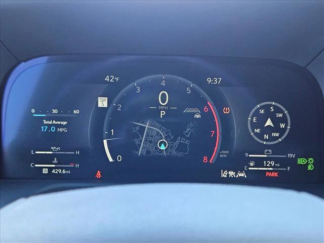 Used 2025 Lexus GX 550 w/ Accessory Package (CT) image 11