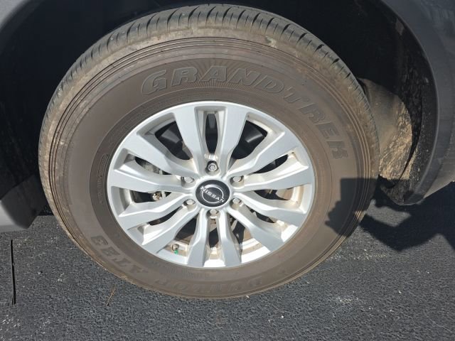 Used 2023 Nissan Armada S AWD/4WD image 12