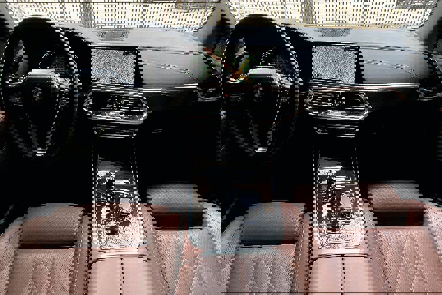 Used 2023 BMW X5 sDrive40i w/ Parking Assistance Package image 15