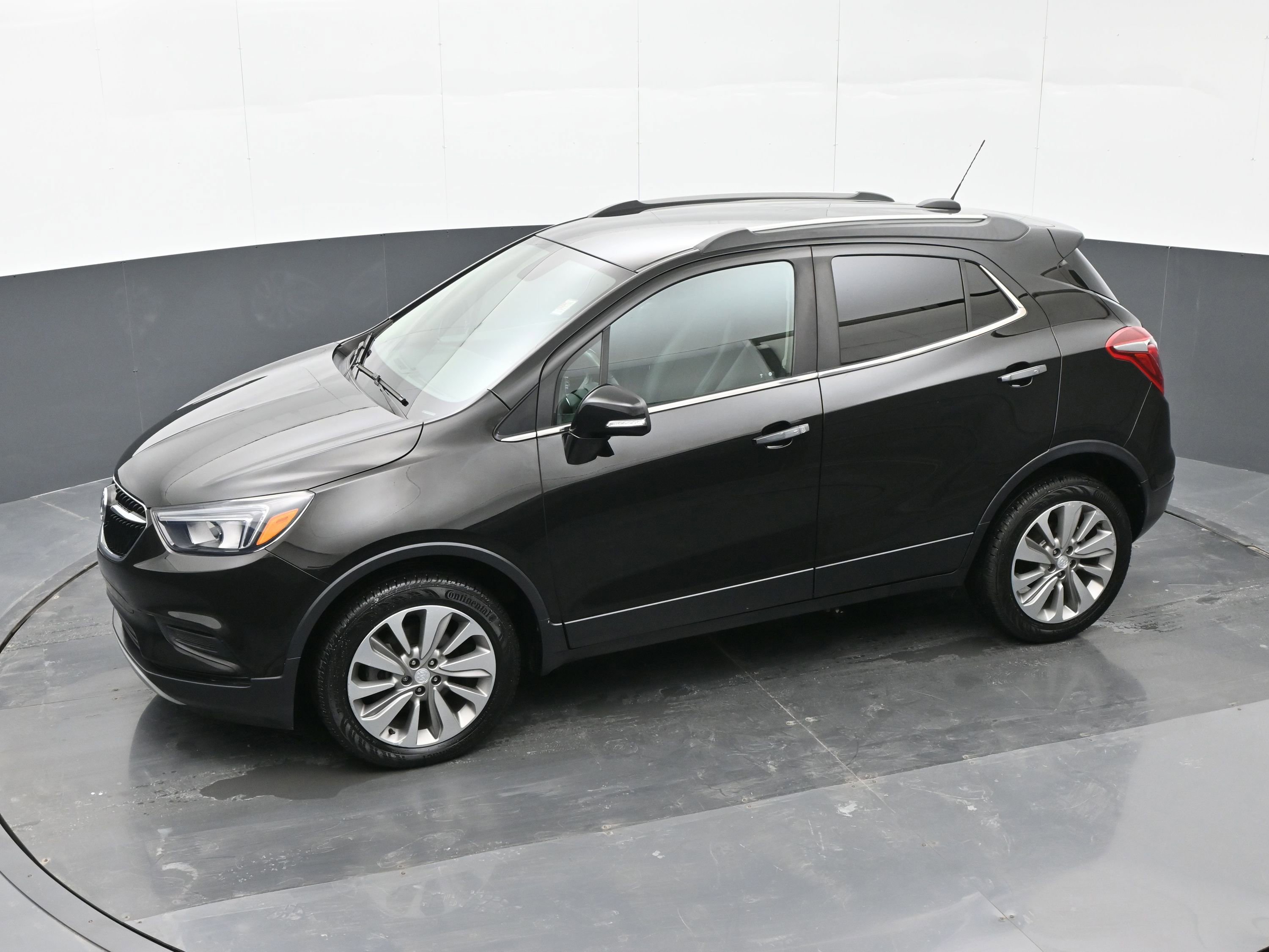 Used 2019 Buick Encore Preferred image 32