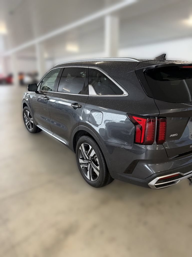 Certified 2022 Kia Sorento EX w/ Panoramic Sunroof Package AWD/4WD image 5