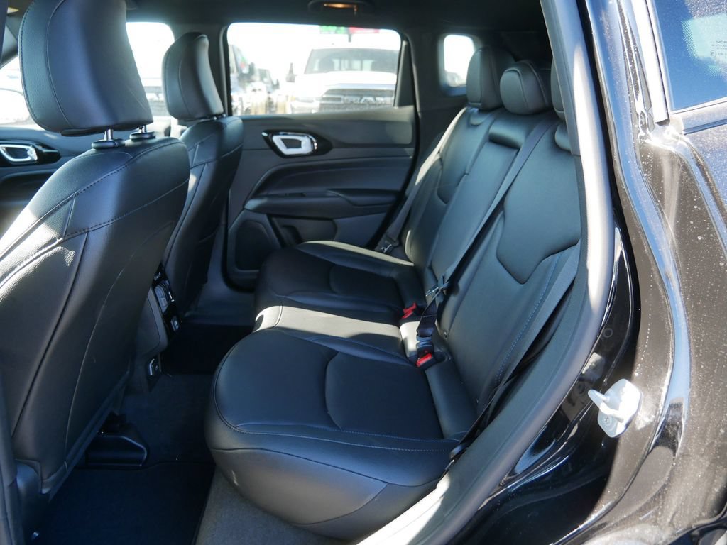 New 2026 Jeep Compass Limited AWD/4WD image 8