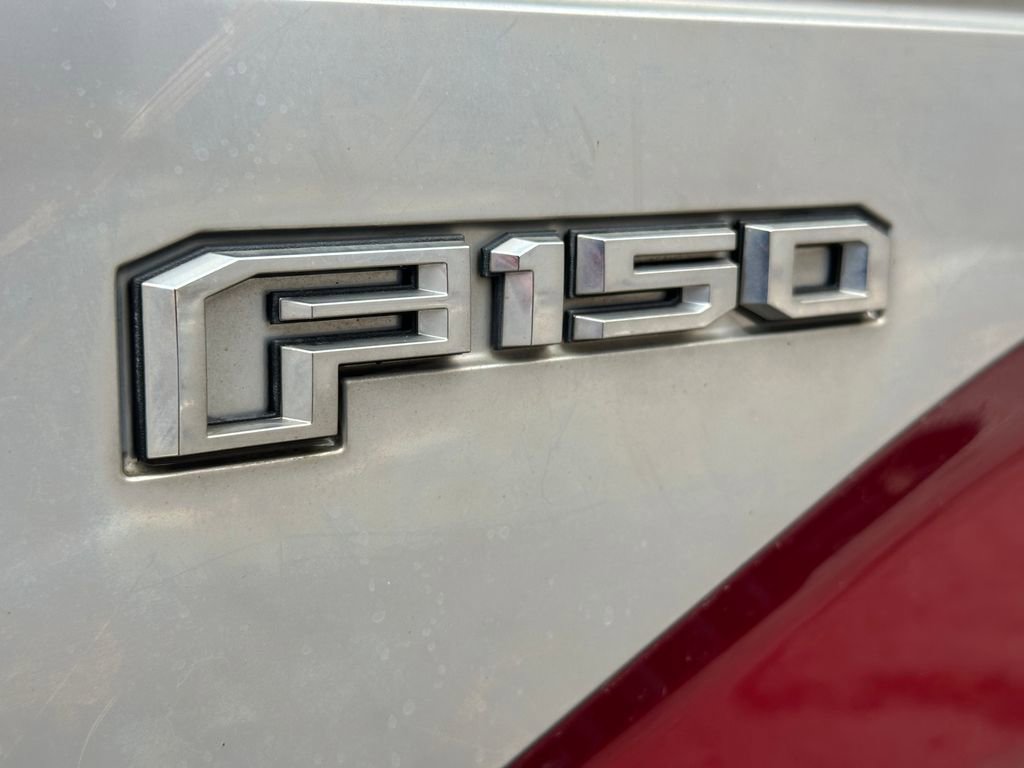 Used 2016 Ford F150 Platinum w/ Equipment Group 701A Luxury image 40