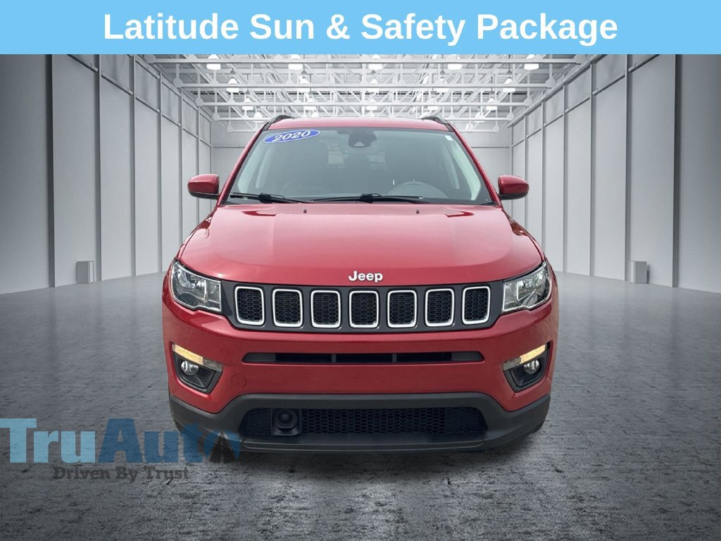 Used 2020 Jeep Compass Latitude FWD image 2