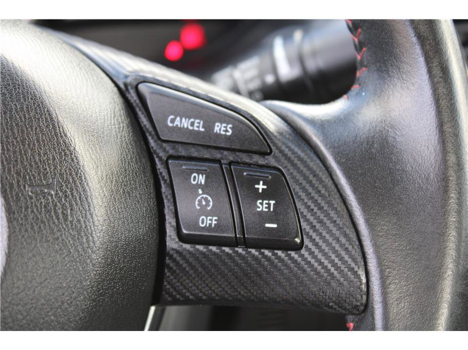 Used 2014 MAZDA MAZDA3 i Touring image 18