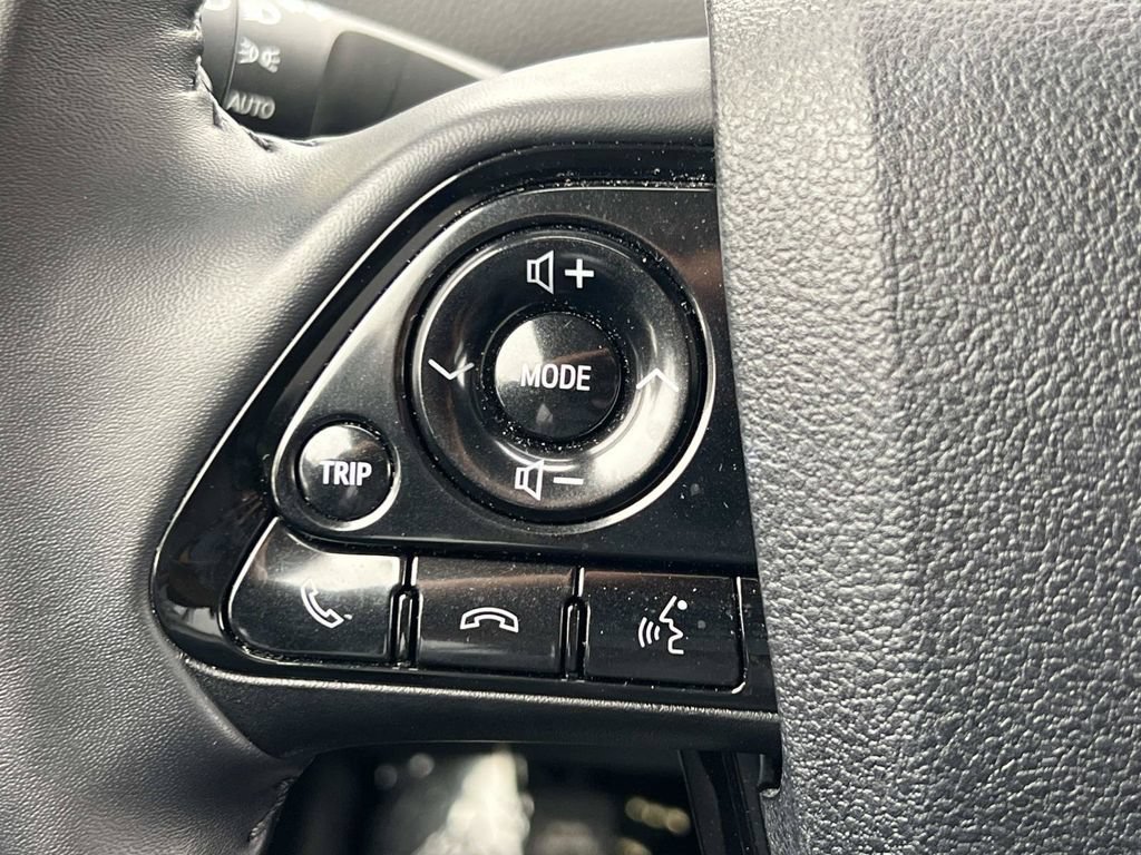 Used 2022 Toyota Prius Prime XLE FWD image 10