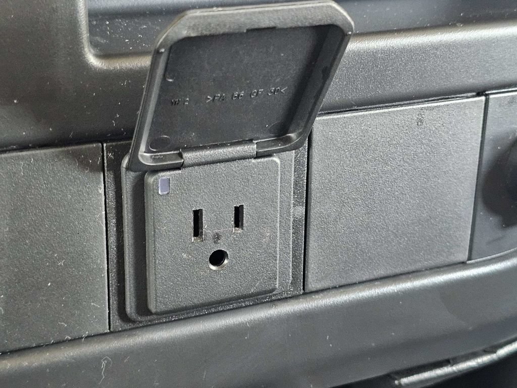 Used 2025 GMC Savana 2500 w/ Driver Convenience Package RWD image 20