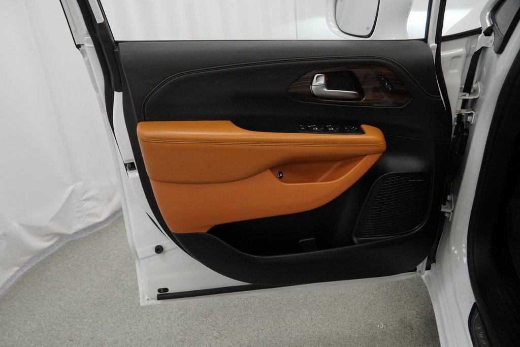 Certified 2021 Chrysler Pacifica Pinnacle image 41