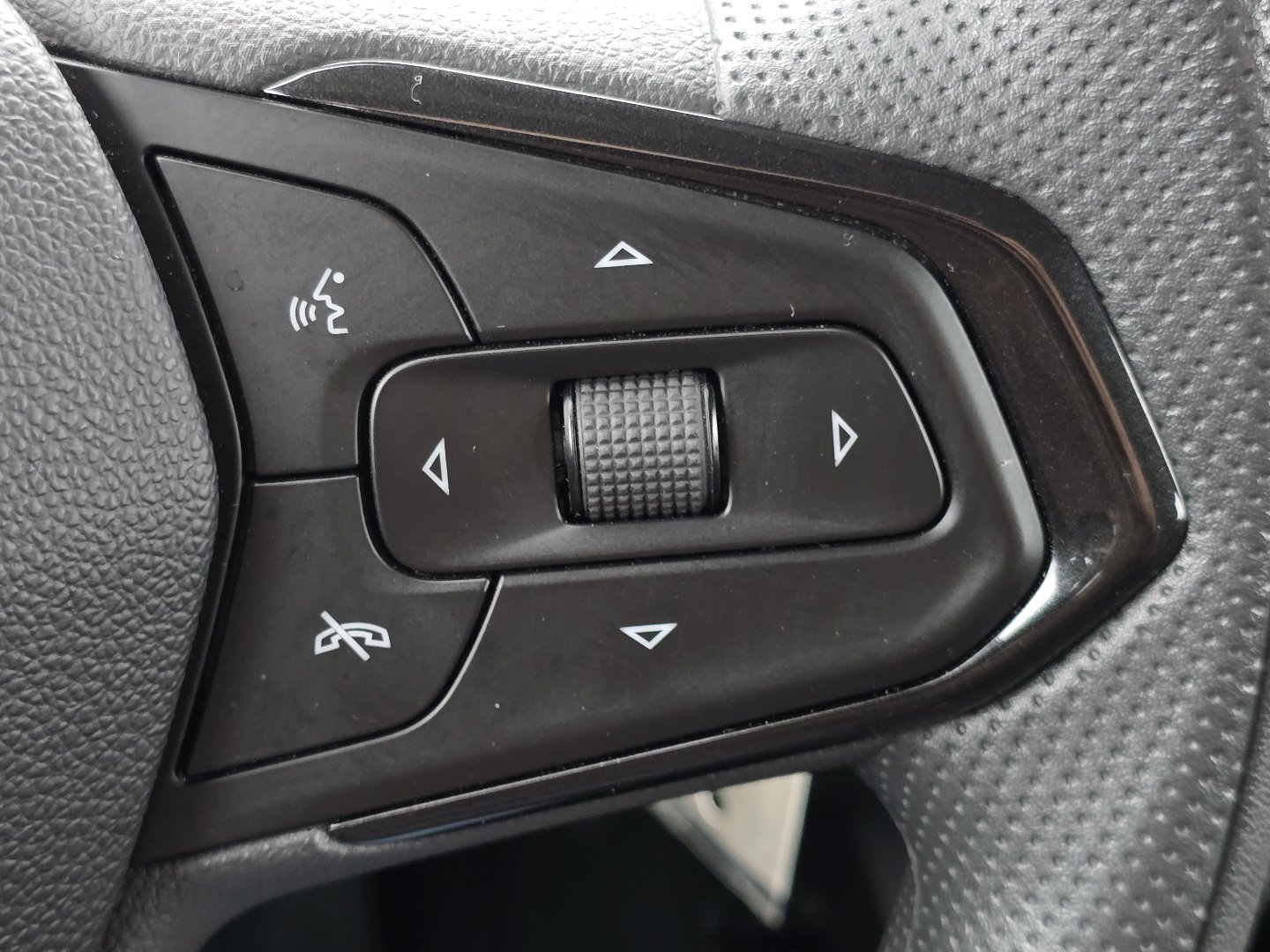 Certified 2021 Chevrolet TrailBlazer LS image 10