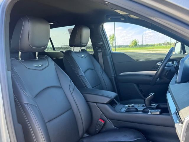 Used 2024 Cadillac XT4 Premium Luxury image 21