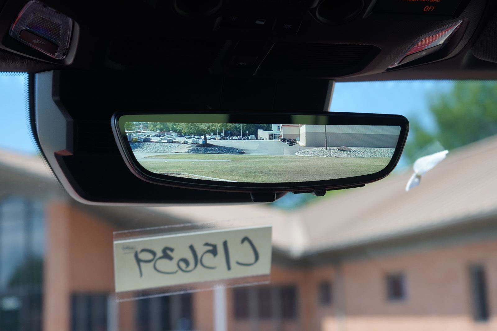 New 2025 GMC Hummer EV 2X w/ LPO, Dark Essentials Package image 22