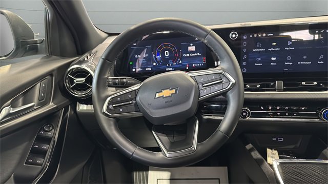Used 2025 Chevrolet Equinox LT image 10