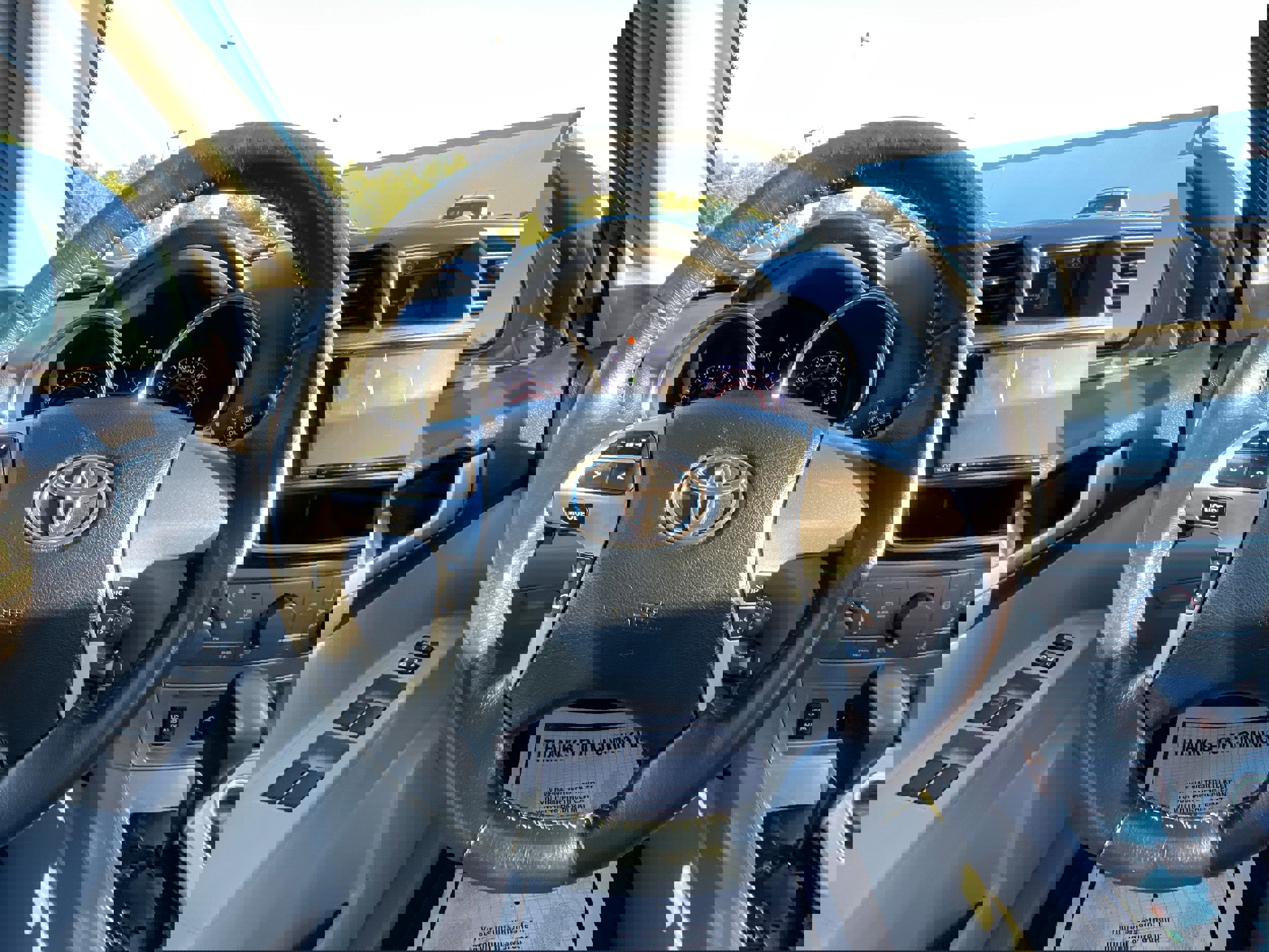 Used 2013 Toyota Highlander SE image 16