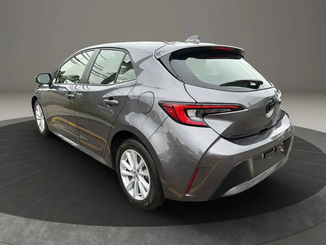 Used 2023 Toyota Corolla SE FWD image 7