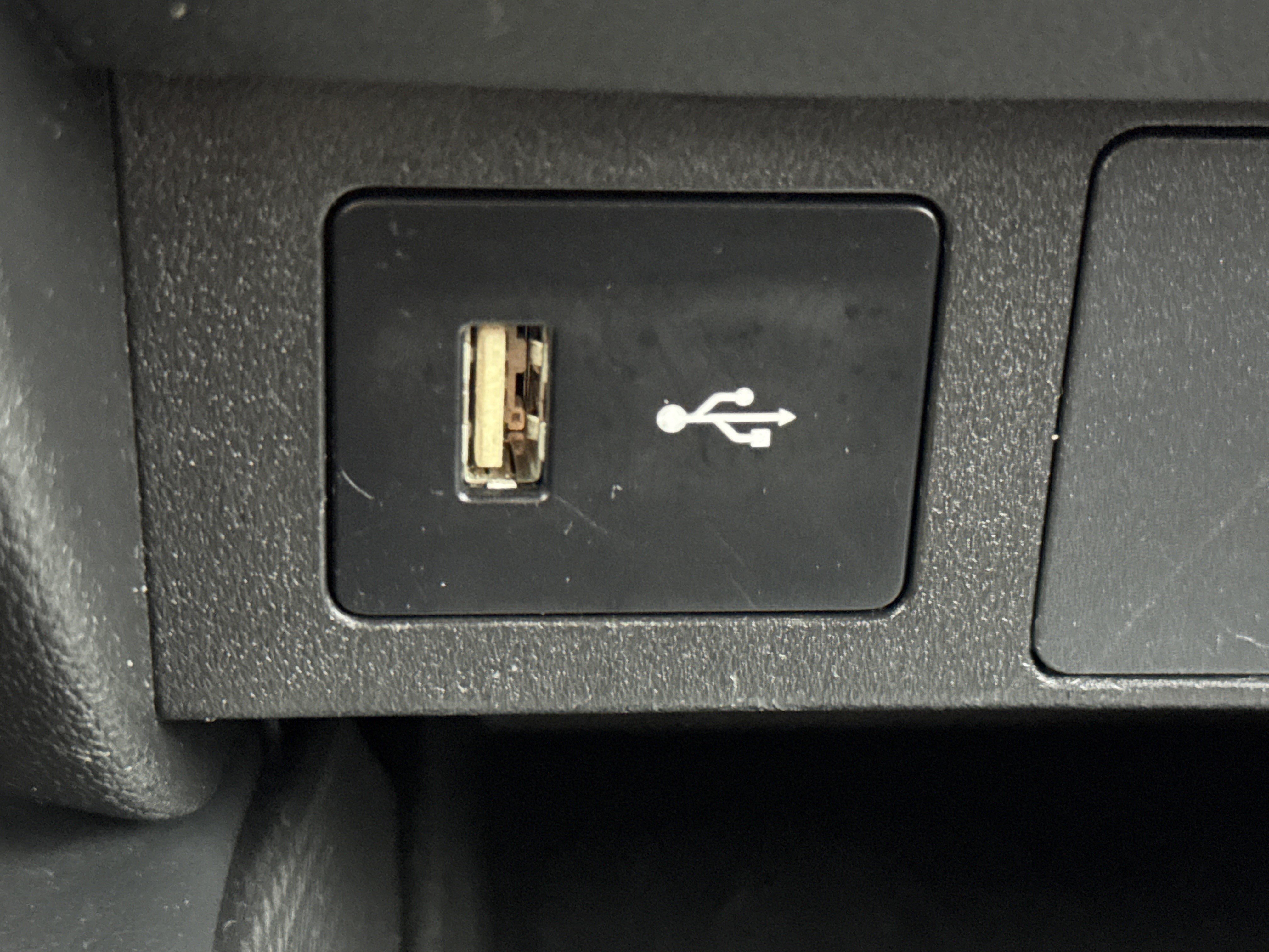 Used 2021 Mitsubishi Outlander Sport ES image 31