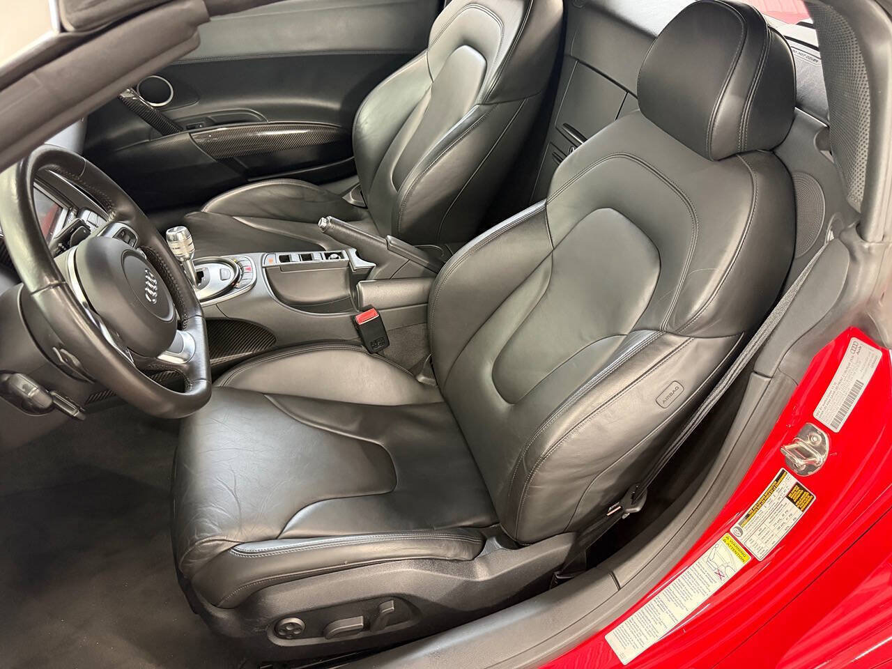 Used 2011 Audi R8 V8 AWD/4WD image 16