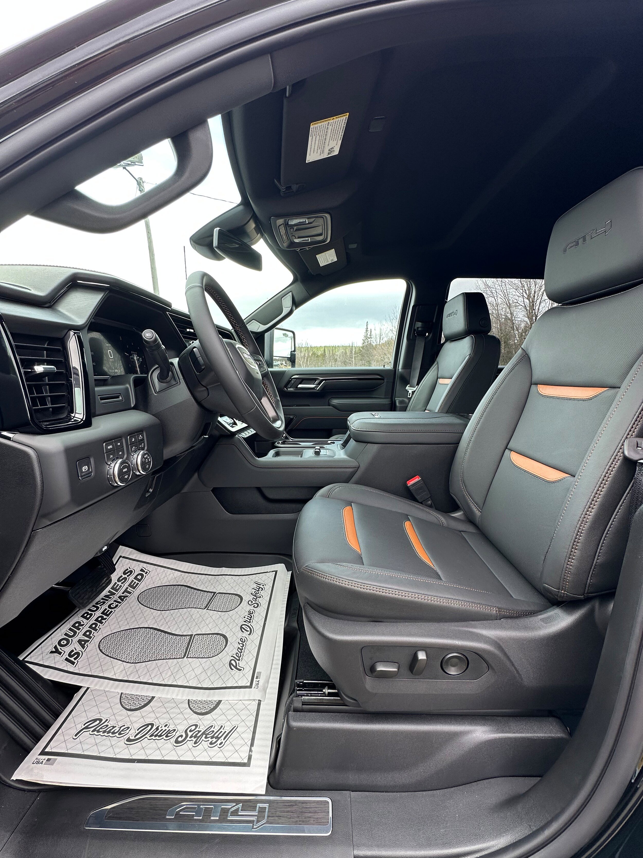 New 2026 GMC Sierra 2500 AT4 AWD/4WD image 14