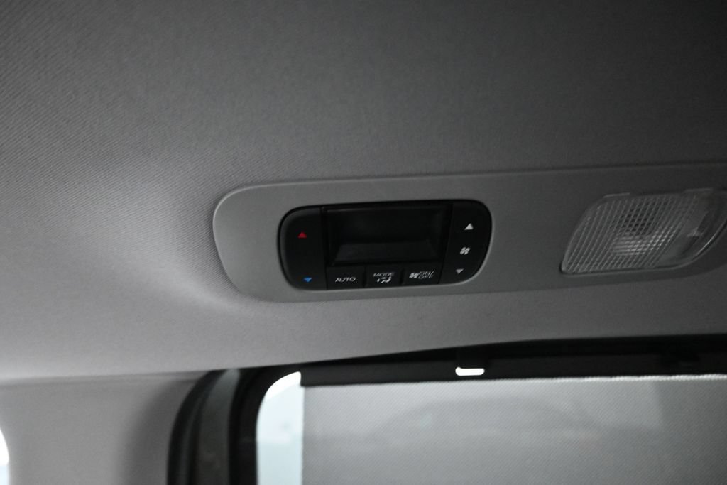 Used 2023 Honda Odyssey EX-L image 38