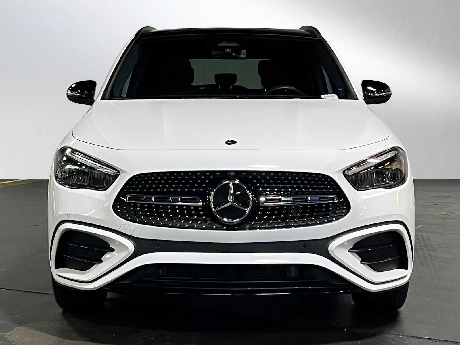 Certified 2025 Mercedes-Benz GLA 250 4MATIC image 2