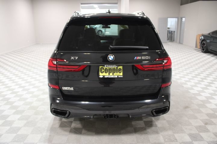 Used 2021 BMW X7 M50i w/ Dynamic Handling Package AWD/4WD image 10