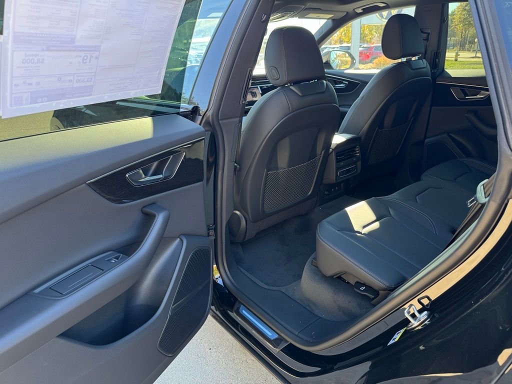 New 2026 Audi Q8 Premium image 24