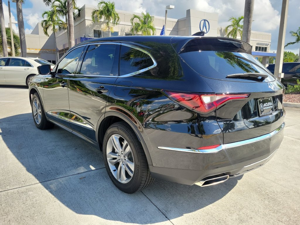 Certified 2025 Acura MDX SH-AWD image 5