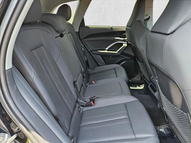 Used 2025 Audi Q5 Premium AWD/4WD image 26