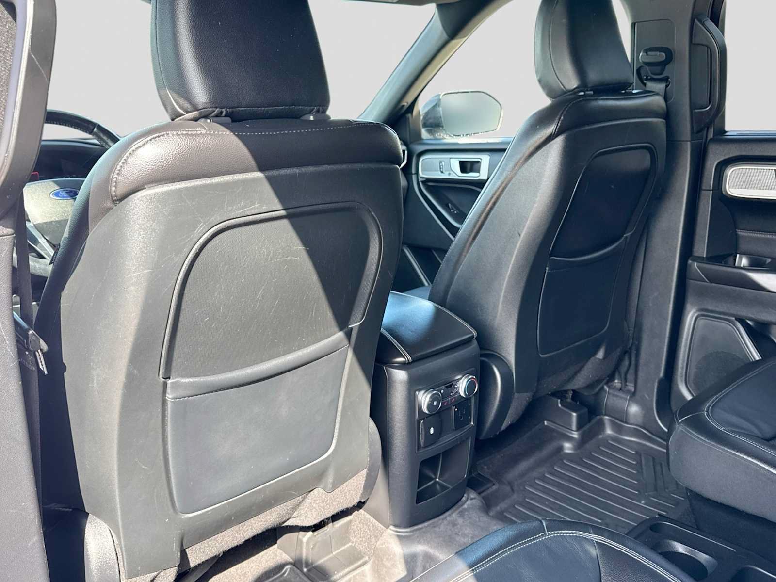 Used 2020 Ford Explorer Limited AWD/4WD image 18