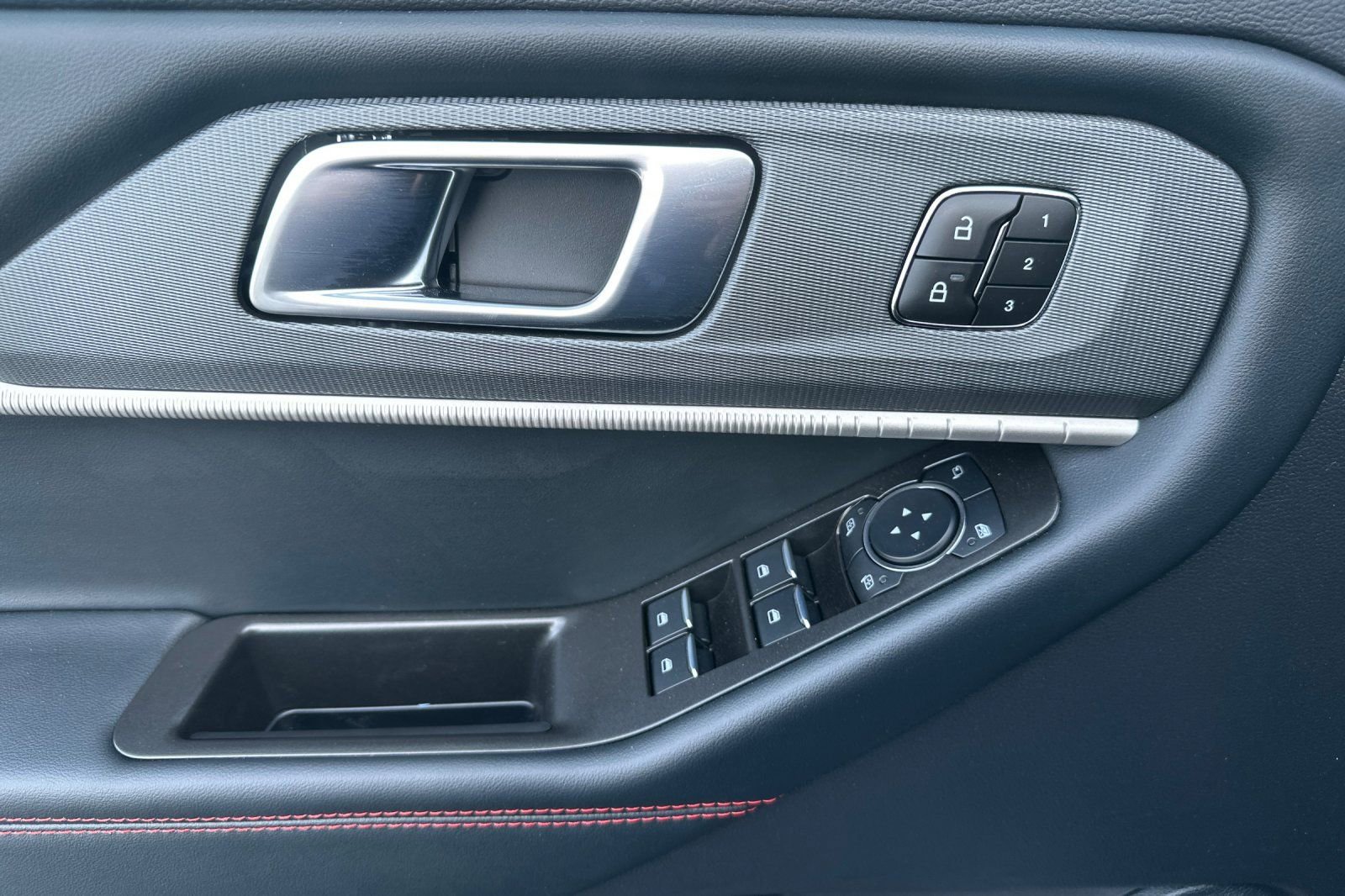 New 2026 Ford Explorer ST image 11