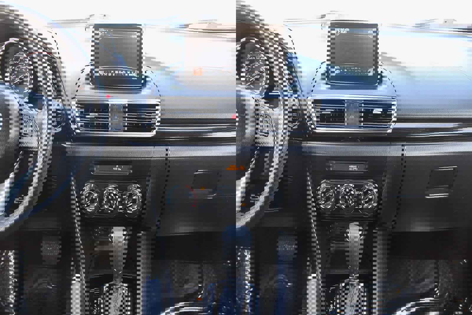 Used 2016 MAZDA MAZDA3 i Sport w/ Preferred Equipment Package image 13