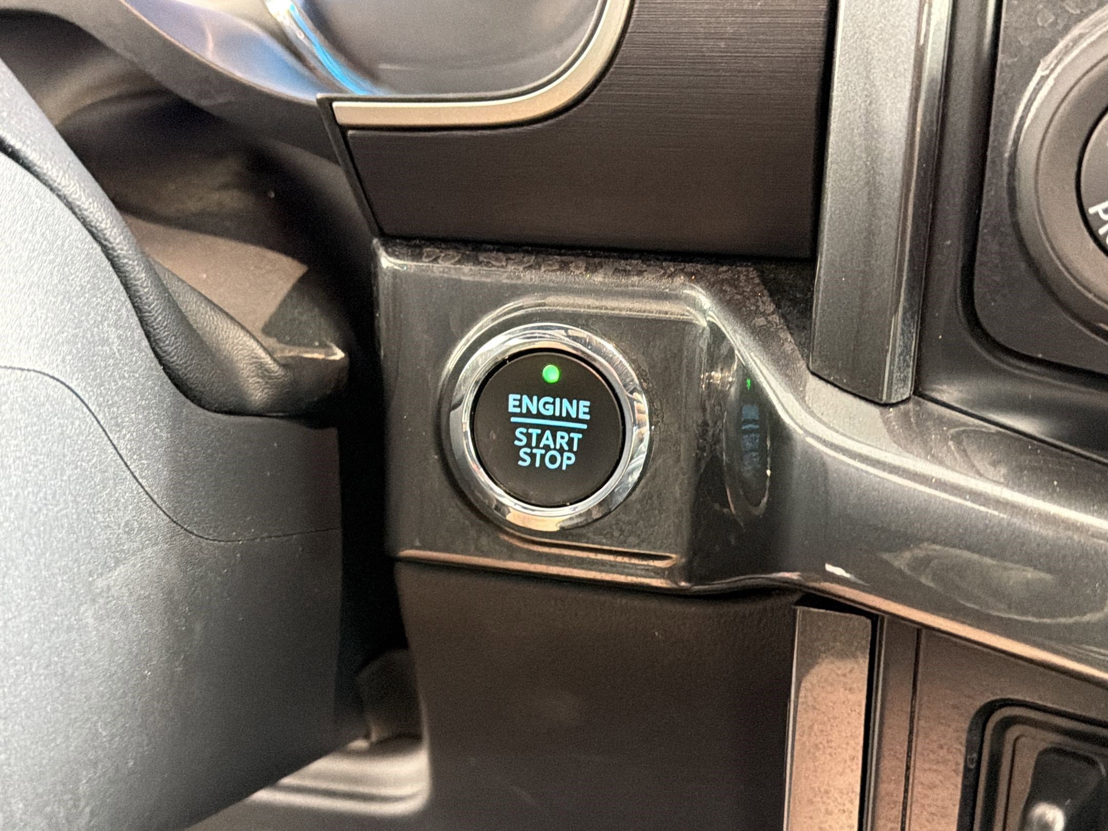 Used 2022 Ford F150 XLT w/ Equipment Group 302A High AWD/4WD image 25