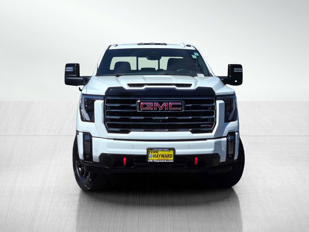 Used 2024 GMC Sierra 2500 AT4 w/ AT4 Premium Plus Package image 2