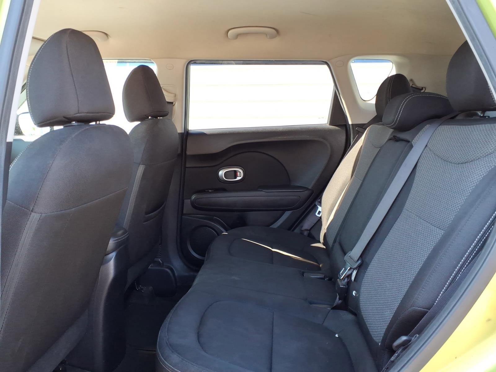 Used 2017 Kia Soul + FWD image 9