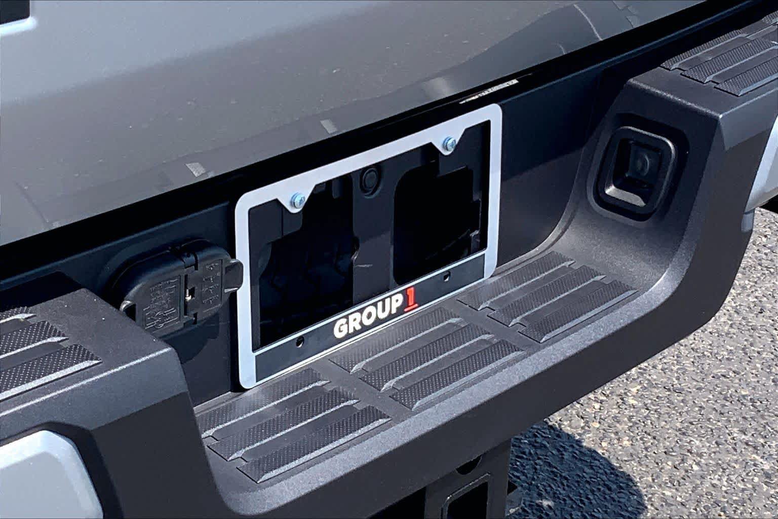 Used 2025 Toyota Tacoma SR5 AWD/4WD image 31