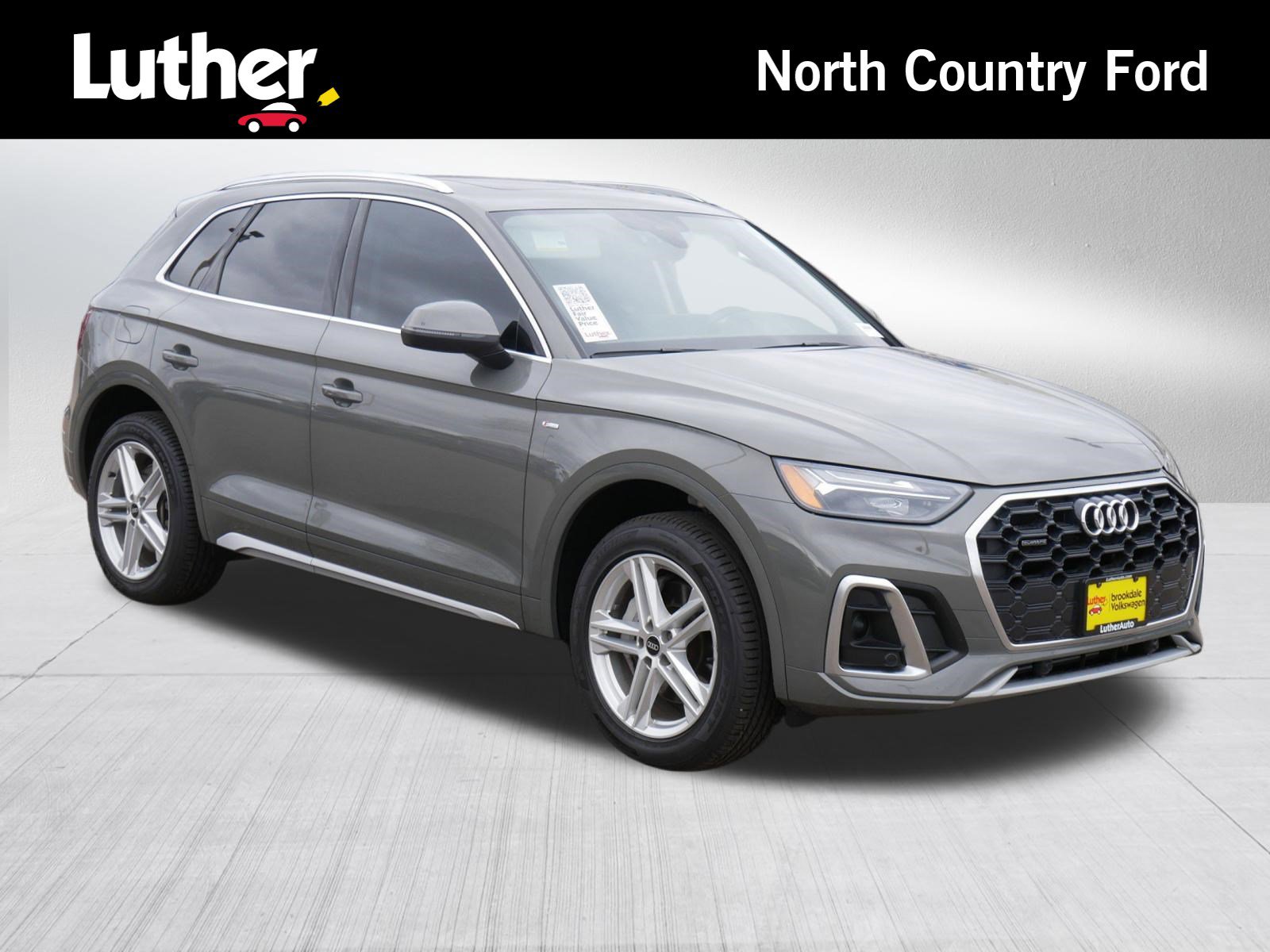 Used 2023 Audi Q5 e Premium w/ Convenience Package image 1