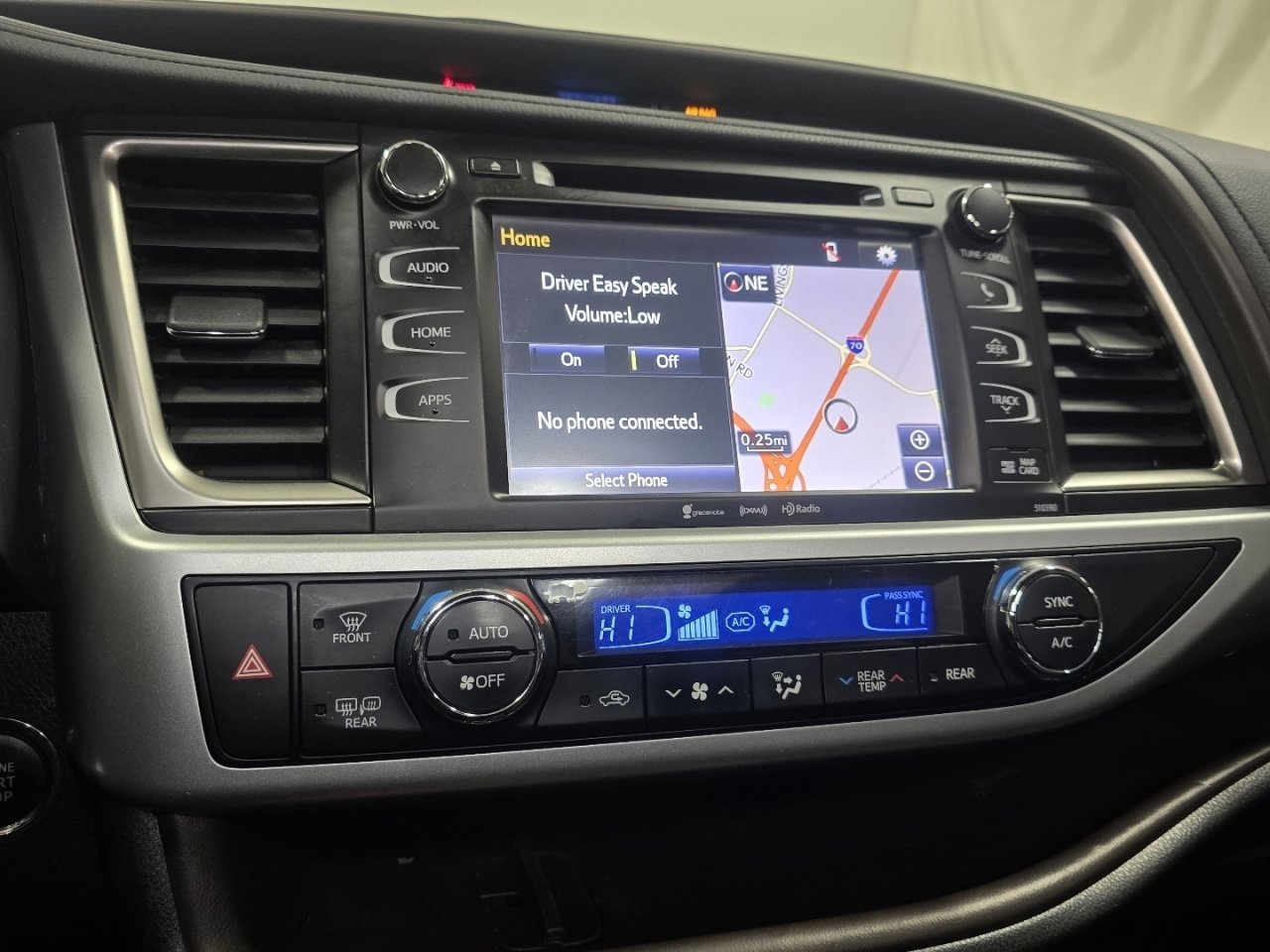 Certified 2019 Toyota Highlander XLE image 28