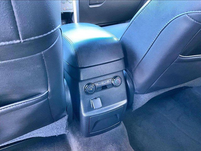 Used 2013 Ford Explorer XLT AWD/4WD image 25