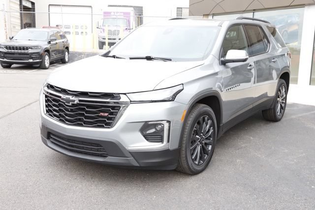 Used 2023 Chevrolet Traverse RS AWD/4WD image 7