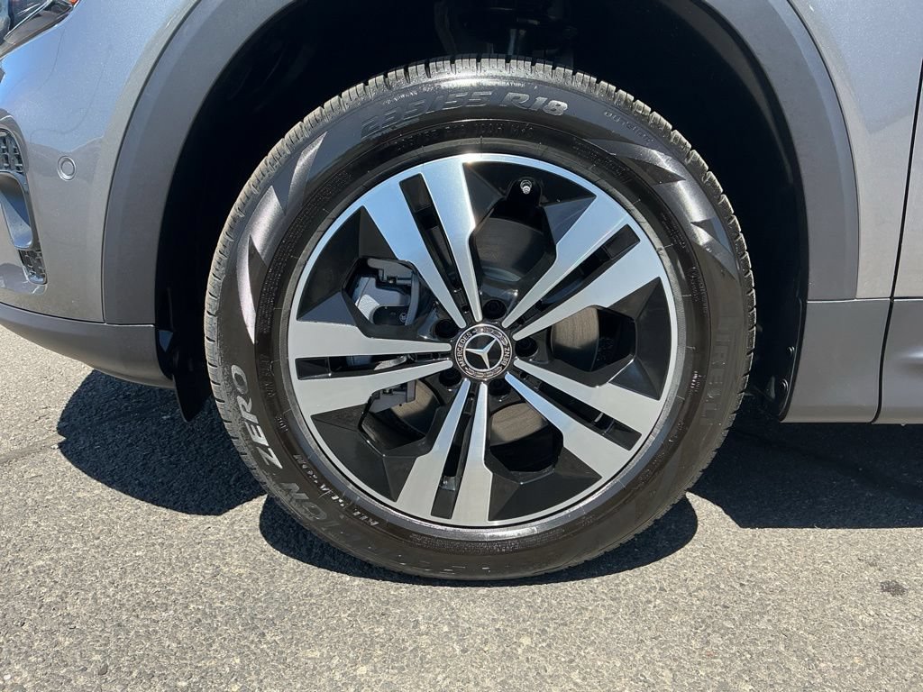 New 2026 Mercedes-Benz GLB 250 4MATIC image 2