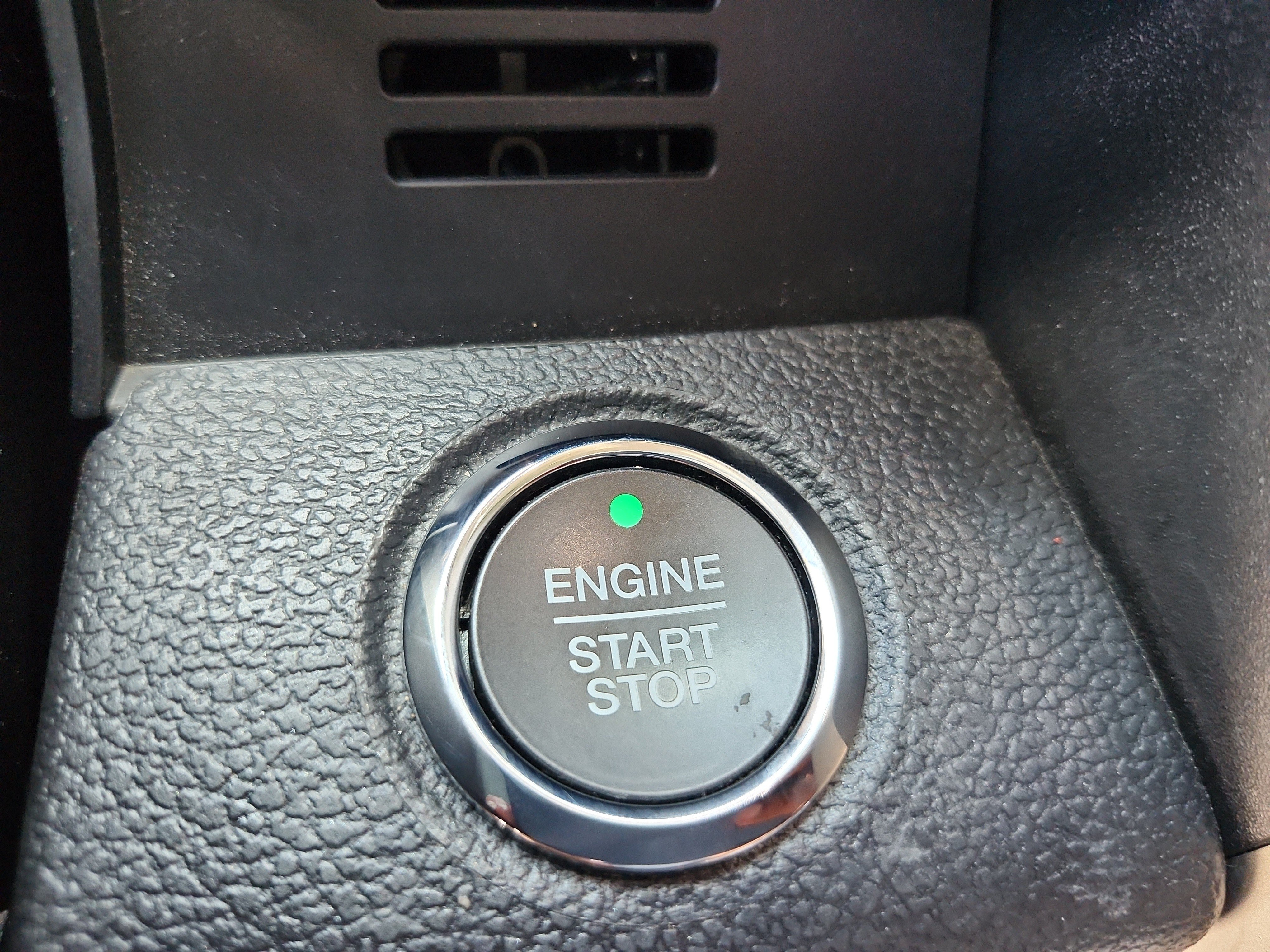 Used 2019 Ford F150 Lariat w/ Trailer Tow Package RWD image 32