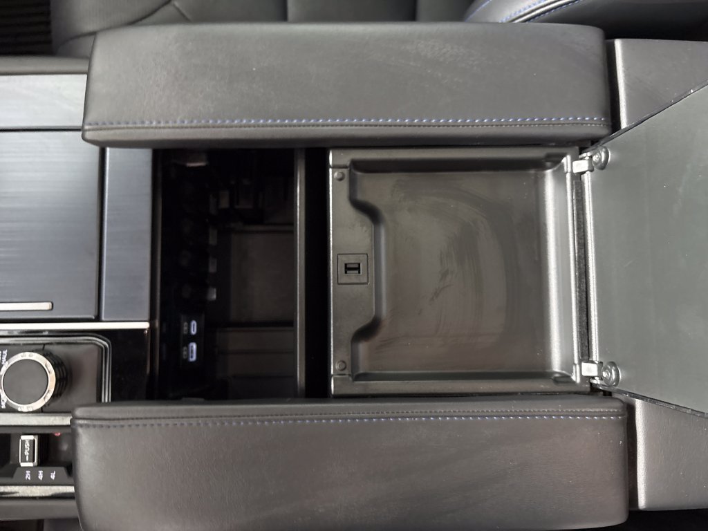 Used 2025 Toyota Tundra Platinum AWD/4WD image 35