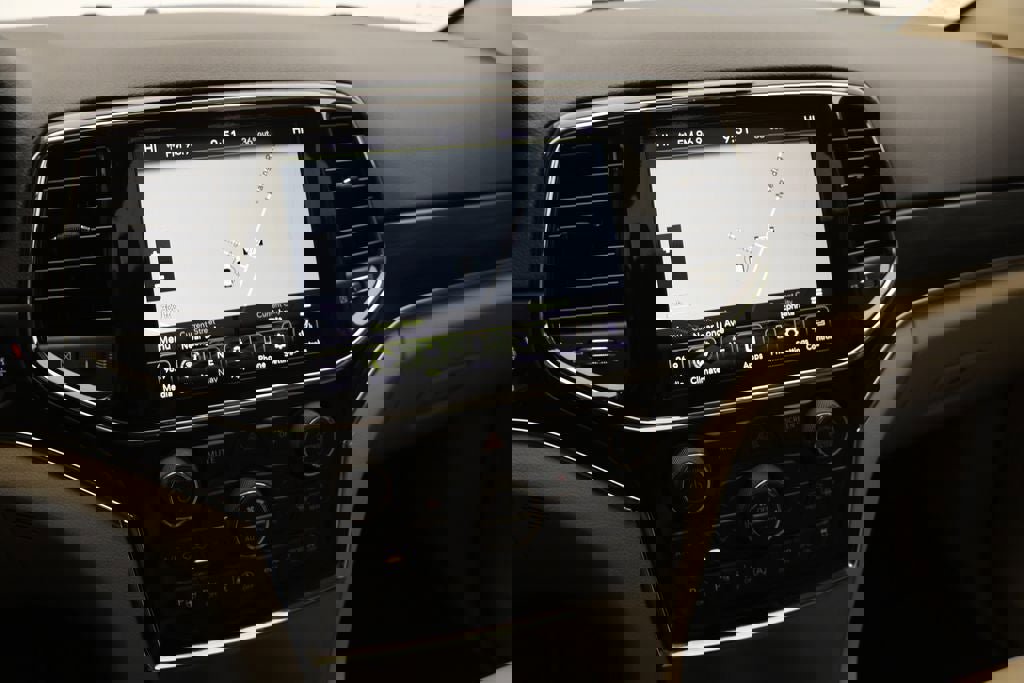 Used 2021 Jeep Grand Cherokee Limited w/ Premium Lighting Group image 23