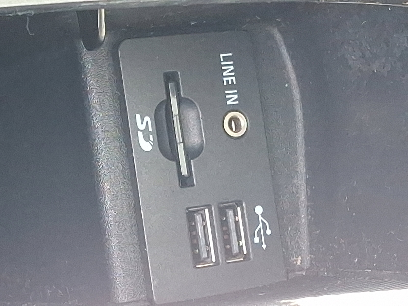 Used 2015 Ford Edge SEL w/ Equipment Group 201A FWD image 24