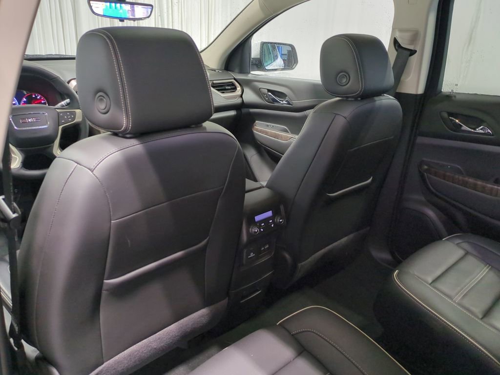 Used 2023 GMC Acadia Denali w/ Denali Ultimate Package image 22