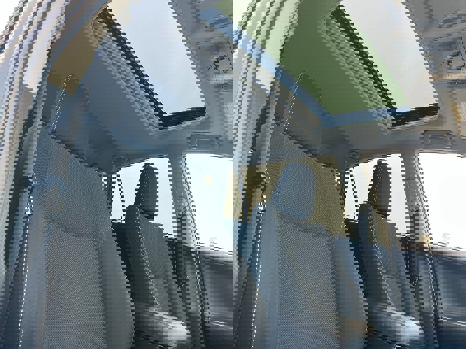 Used 2017 Toyota RAV4 XLE w/ Carpet Mat Package image 18