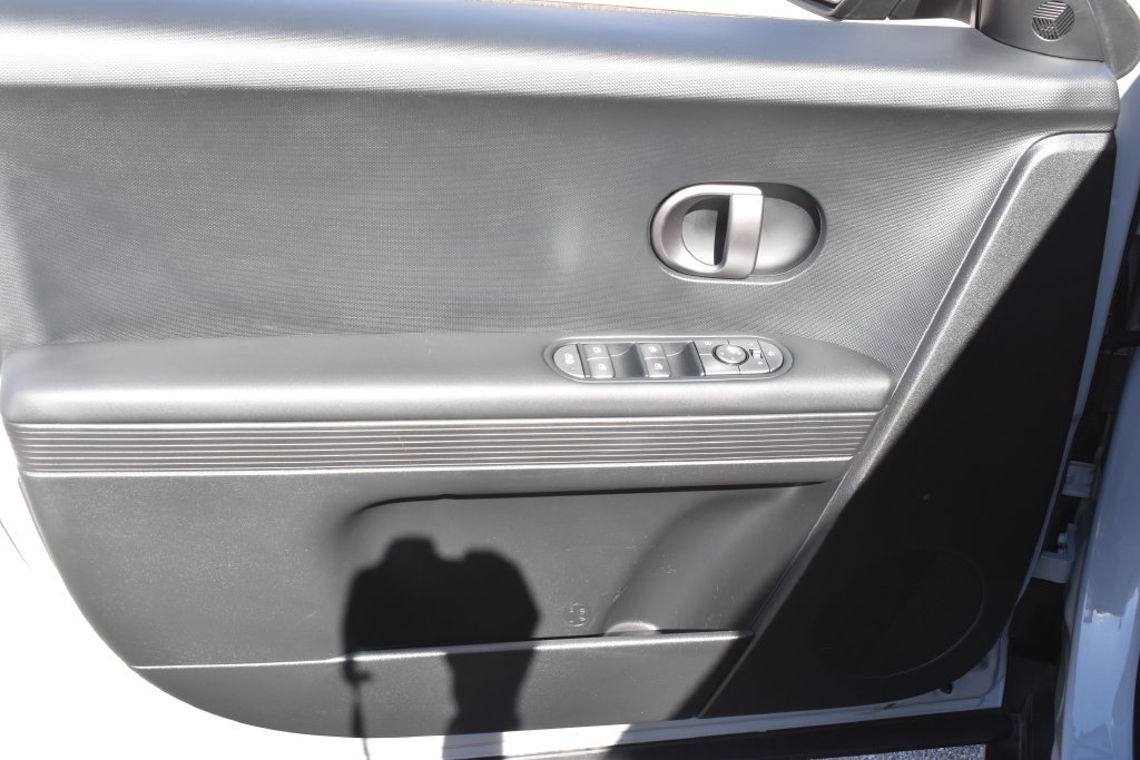 Used 2025 Hyundai Ioniq 5 SEL RWD image 19