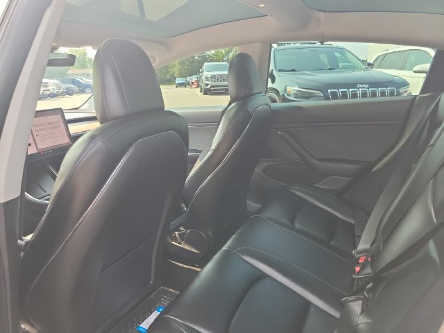Used 2019 Tesla Model 3 Standard Range Plus RWD image 28