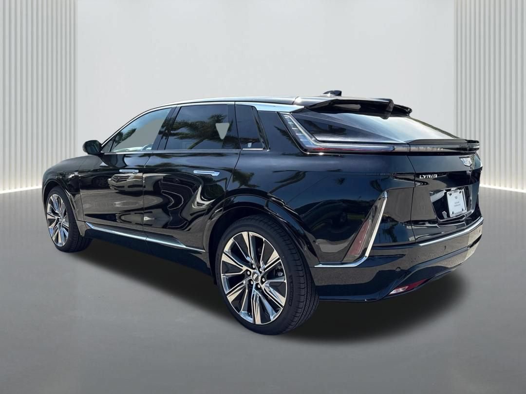 New 2026 Cadillac Lyriq Signature Luxury w/ Nappa Leather Package RWD image 7